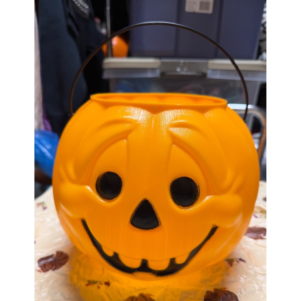 VTG 80's  General Foam Plastics Halloween Jack O Lantern Blow Mold Candy Bucket